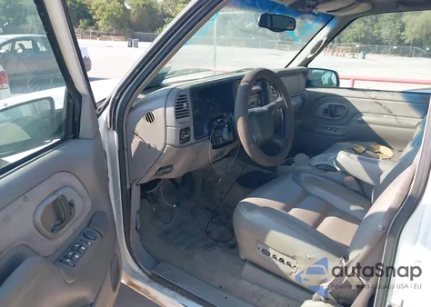 1999 Chevrolet Suburban 1500 Lt z USA, uszkodzony, nr VIN 1GNFK16R2XJ491229